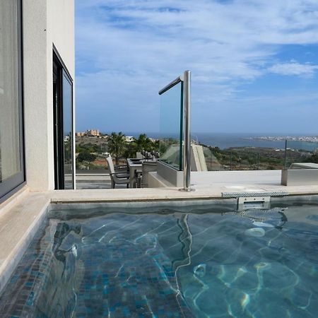 メーリッハLux Sea&Country Views With Poolアパートメント エクステリア 写真