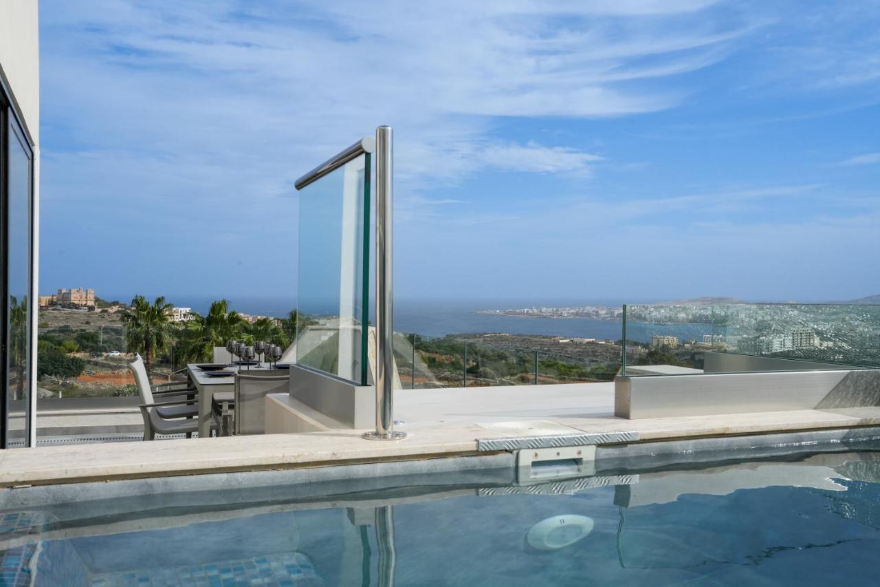 メーリッハLux Sea&Country Views With Poolアパートメント エクステリア 写真